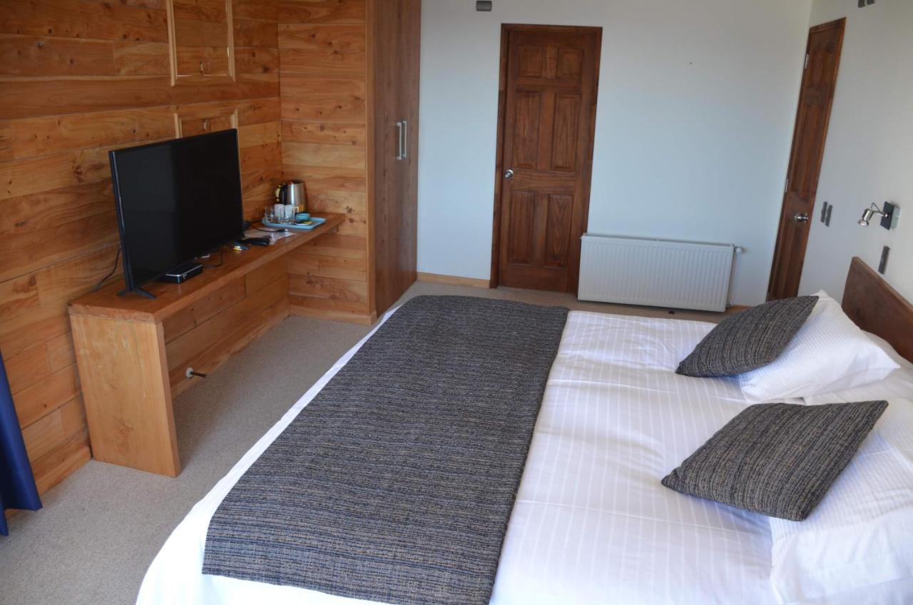 Puerto Austral Hotel Puerto Varas Ngoại thất bức ảnh