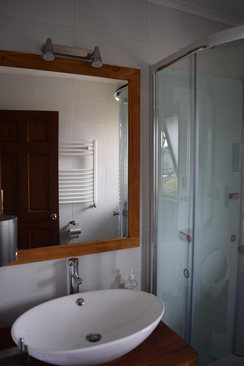 Puerto Austral Hotel Puerto Varas Ngoại thất bức ảnh