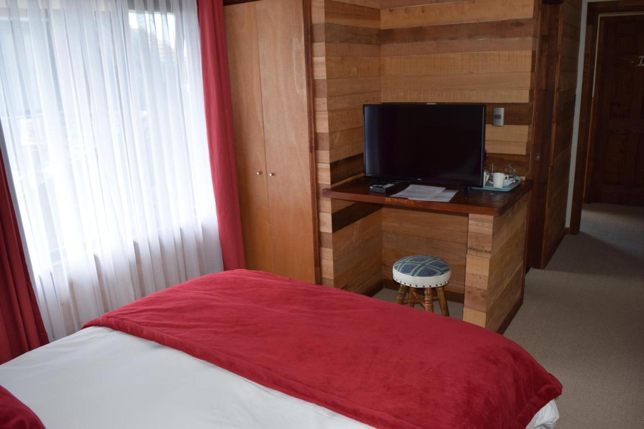 Puerto Austral Hotel Puerto Varas Ngoại thất bức ảnh